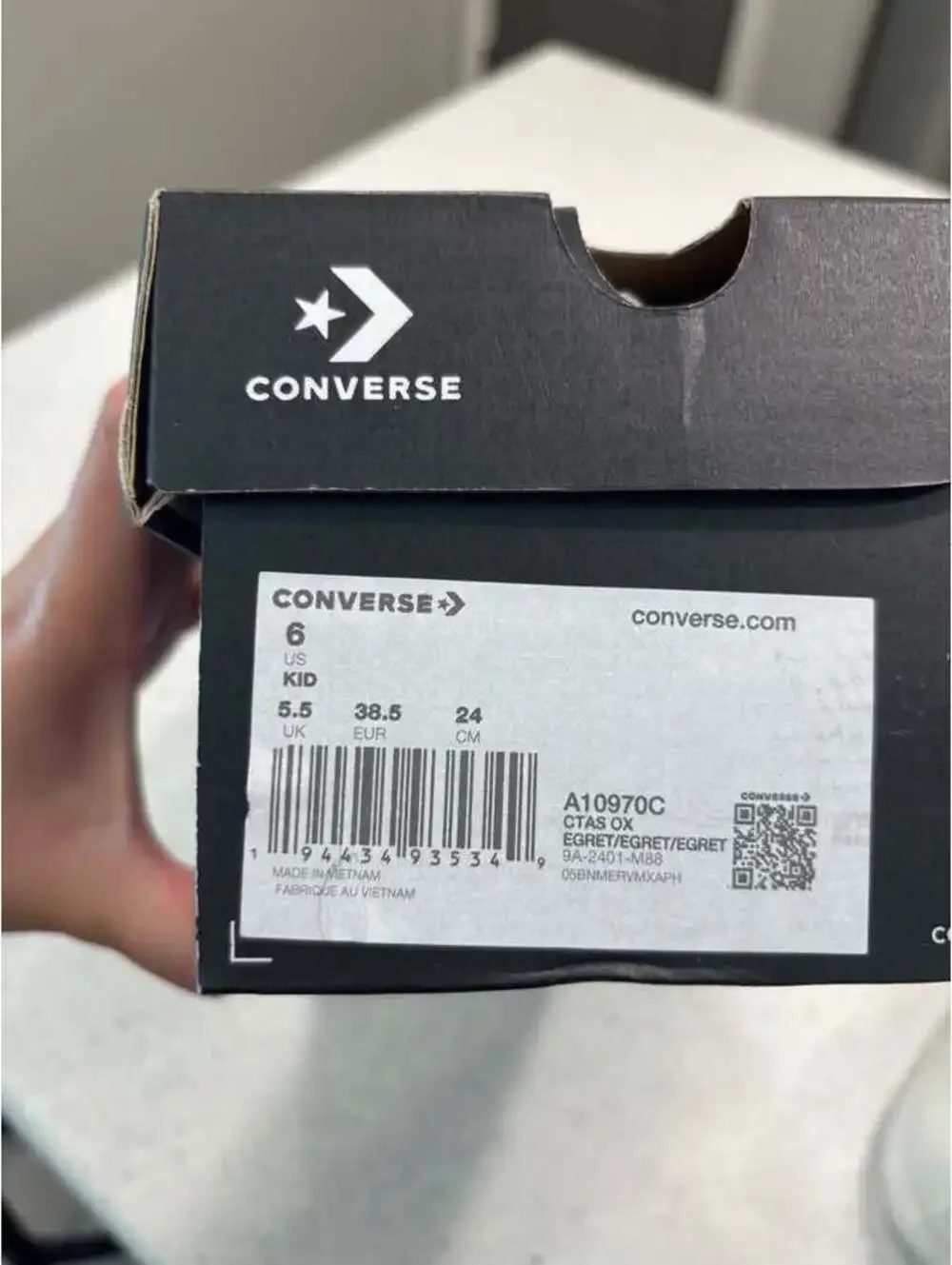 Converse New in Box | Size 6 Kids